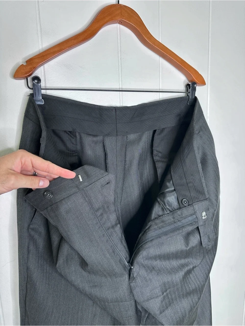 Jos A Bank Charcoal Gray Herringbone SUIT